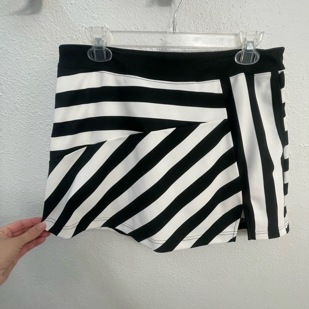 Slazenger Asymmetrical Black and White Women's Skirt